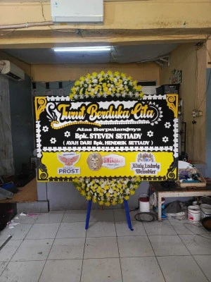 Papan Bunga di Candi Candisari